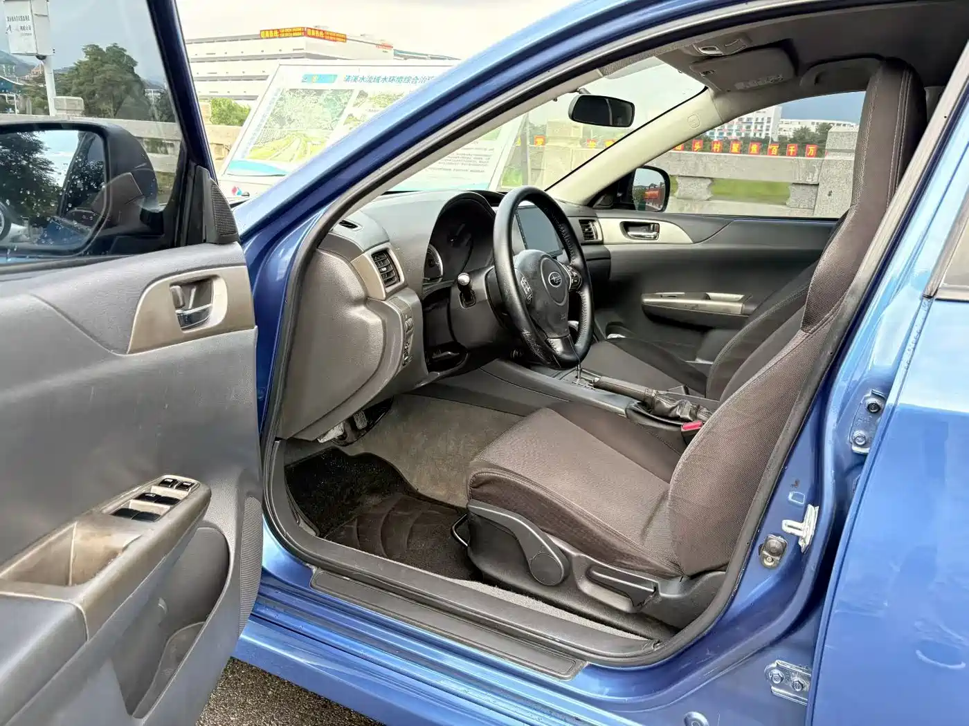 Subaru Impreza 2008 2.0R Hatchback Sport фото 7