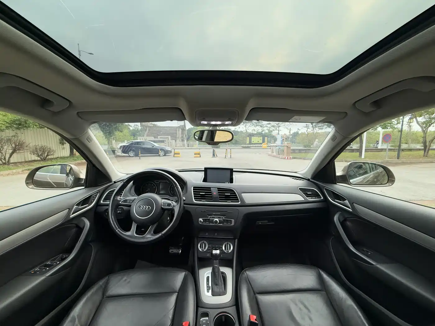 Audi Q3 2015 30 TFSI Progressive фото 19