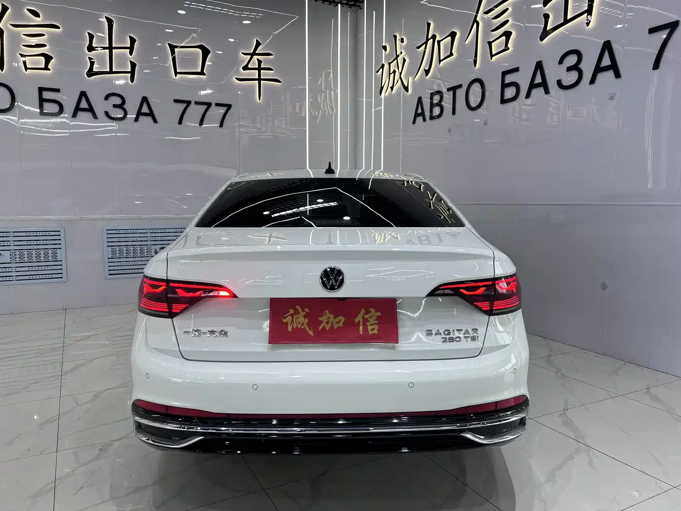 Volkswagen Sagitar, миниатюра 5
