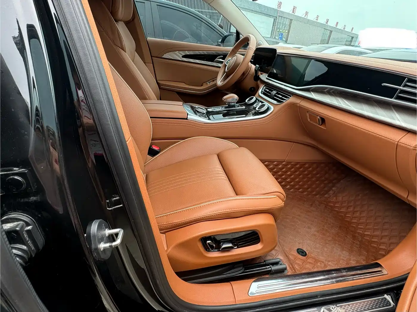 Hongqi H9 2020 2.0T Smart Connection Qi Xiang Edition фото 14