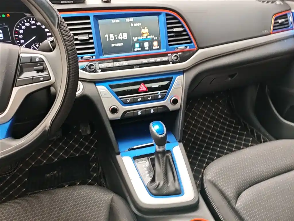 Hyundai Elantra 2016 Model 1.6L Automatic Smart Elite фото 13