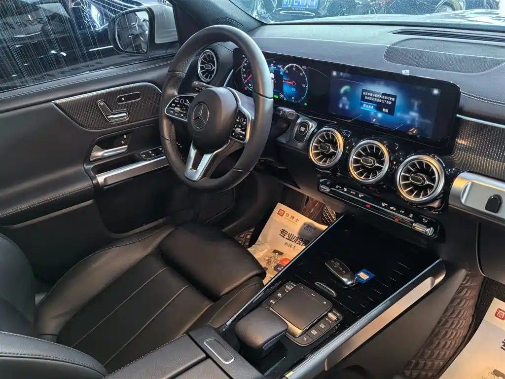 Mercedes-Benz EQB 2023 Facelift EQB 260 фото 8