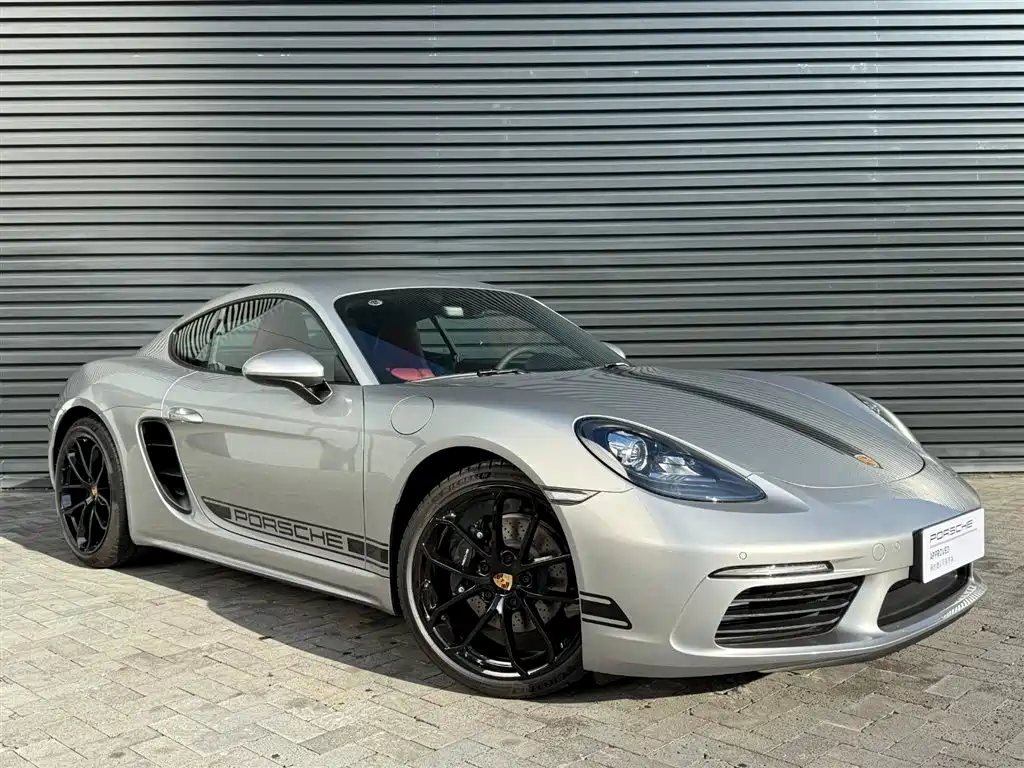 Porsche 718 2023 Cayman Style Edition 2.0T фото 2