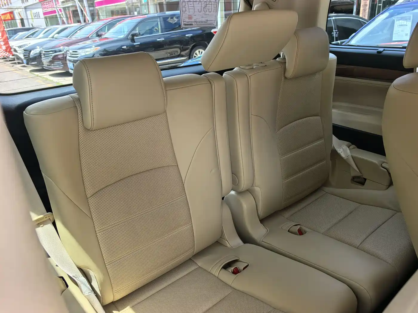 Toyota Alphard 2018 3.5L Premium фото 9