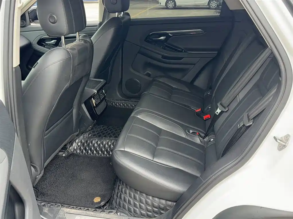 Land Rover Range Rover Evoque 2021 Range Rover Evoque L 200PS R-Dynamic Standard Elite Edition фото 9