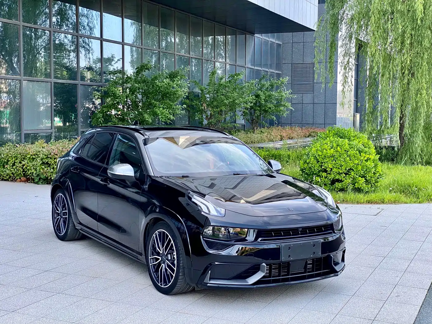 Lynk & Co 02 Hatchback 2021 2.0TD Halo Driving Control Package Edition фото 3