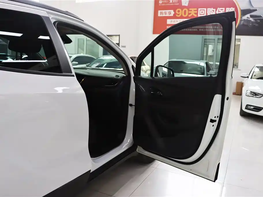 Buick Encore 2018 18T Automatic 2WD Urban Leading фото 22