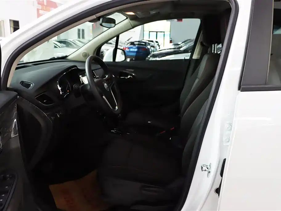 Buick Encore 2018 18T Automatic 2WD Urban Leading фото 4