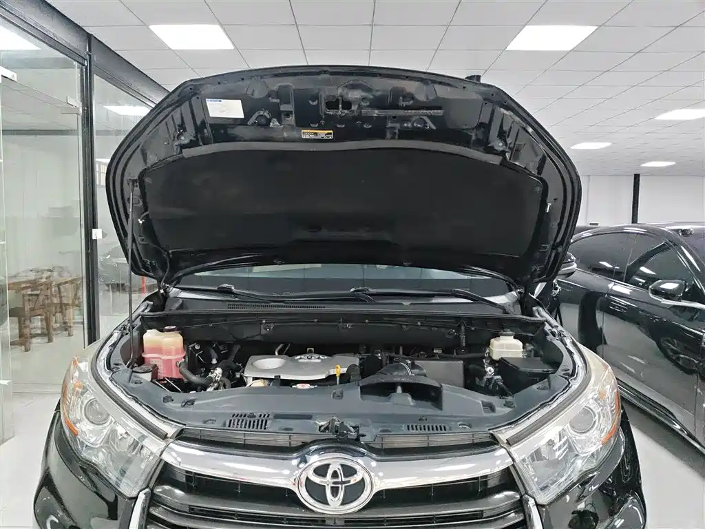 Toyota Highlander 2017 2.0T 4WD Elite 7-Seater фото 16