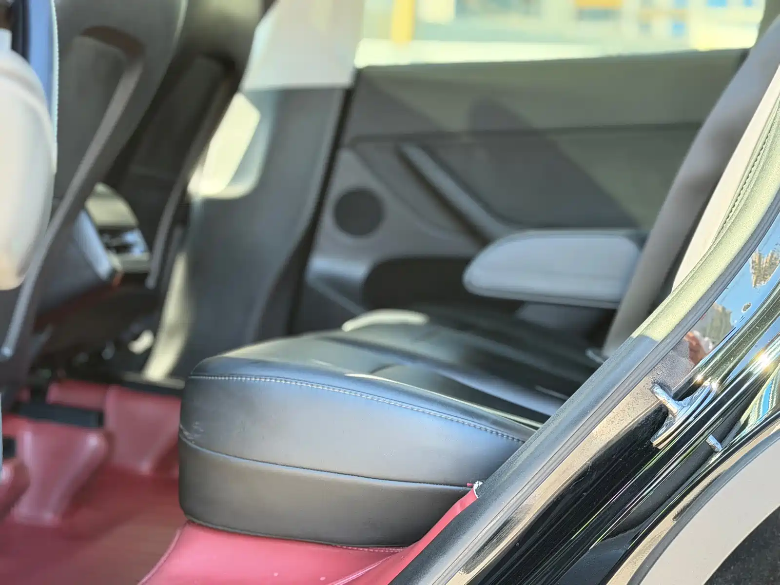 Фото 6 - Tesla Model Y