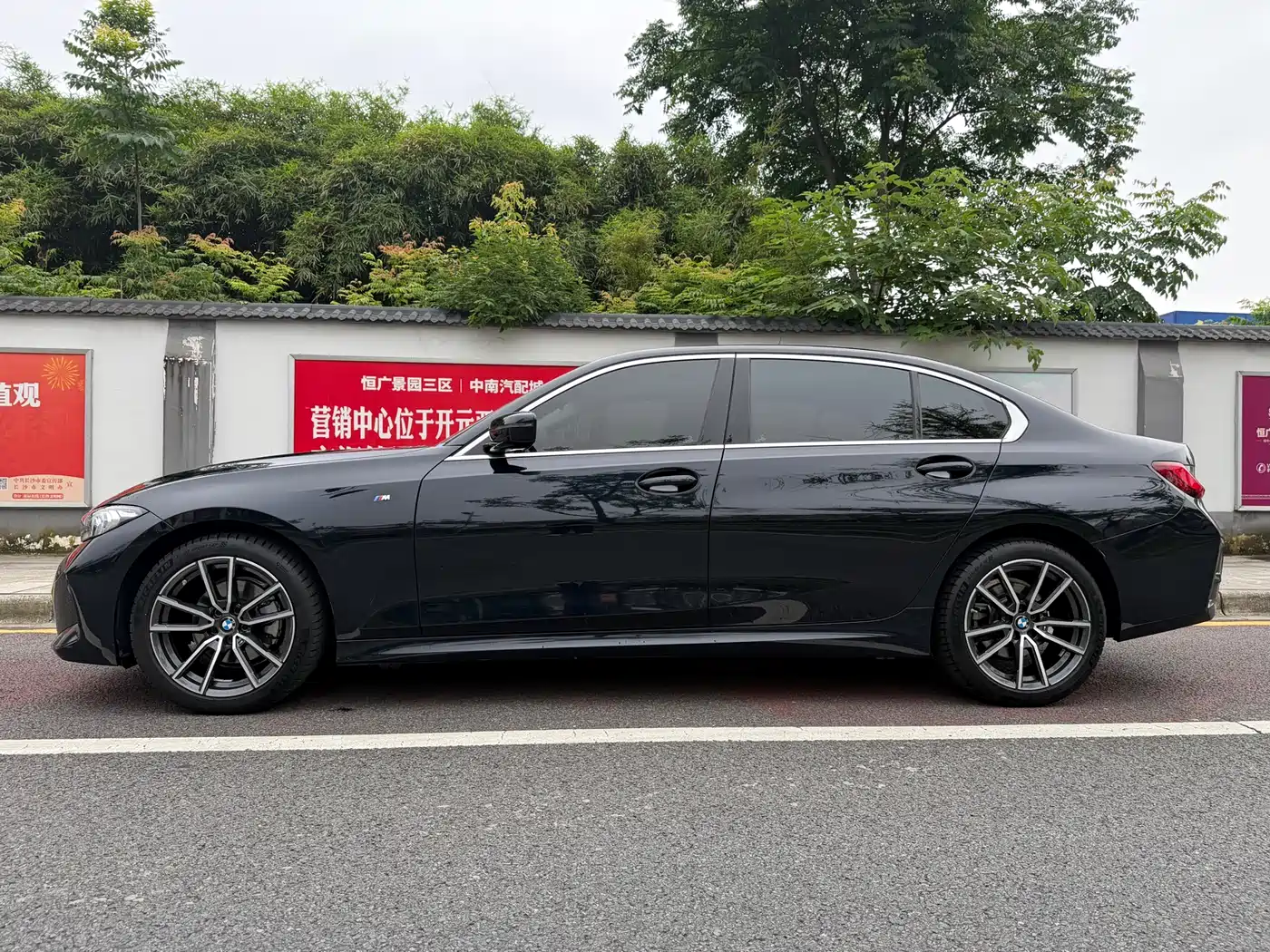 BMW 3 Series 2023 320Li M Sport Package фото 7
