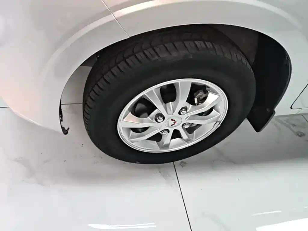 Wuling Motors Wuling Hongguang V 2024 2022 1.5L Power Enjoy Edition Electric Power Steering LAR
