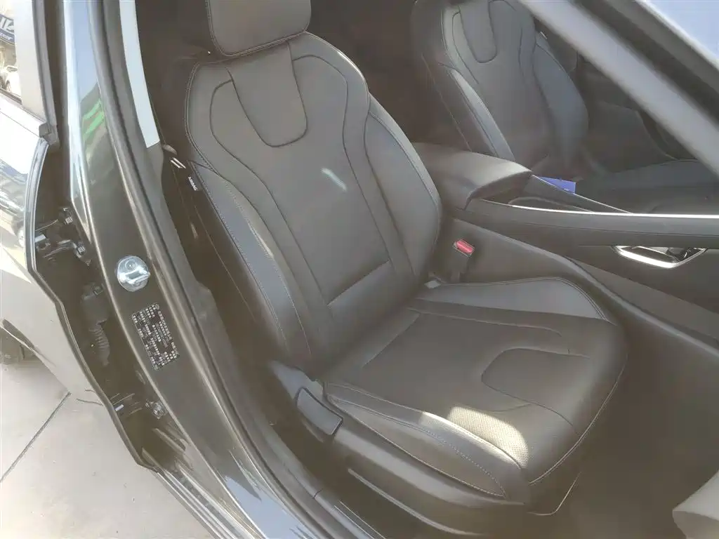 Hyundai Elantra 2023 1.5L CVT GLX Elite Edition фото 20