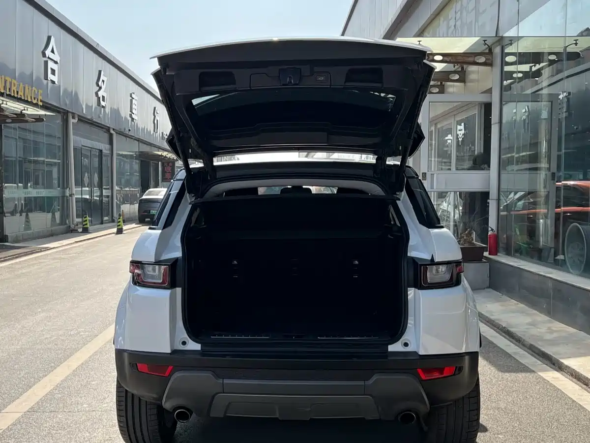 Land Rover Range Rover Evoque 2018 240PS SE Smart Edition фото 6