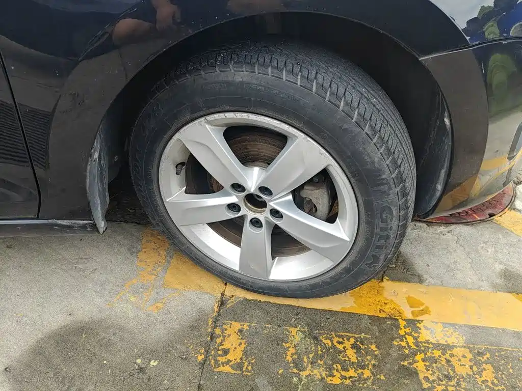 Фото 24 - Volkswagen Santana