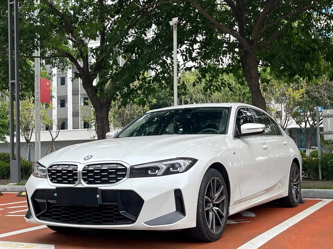 BMW 3 Series 2023 325Li M Sport Package