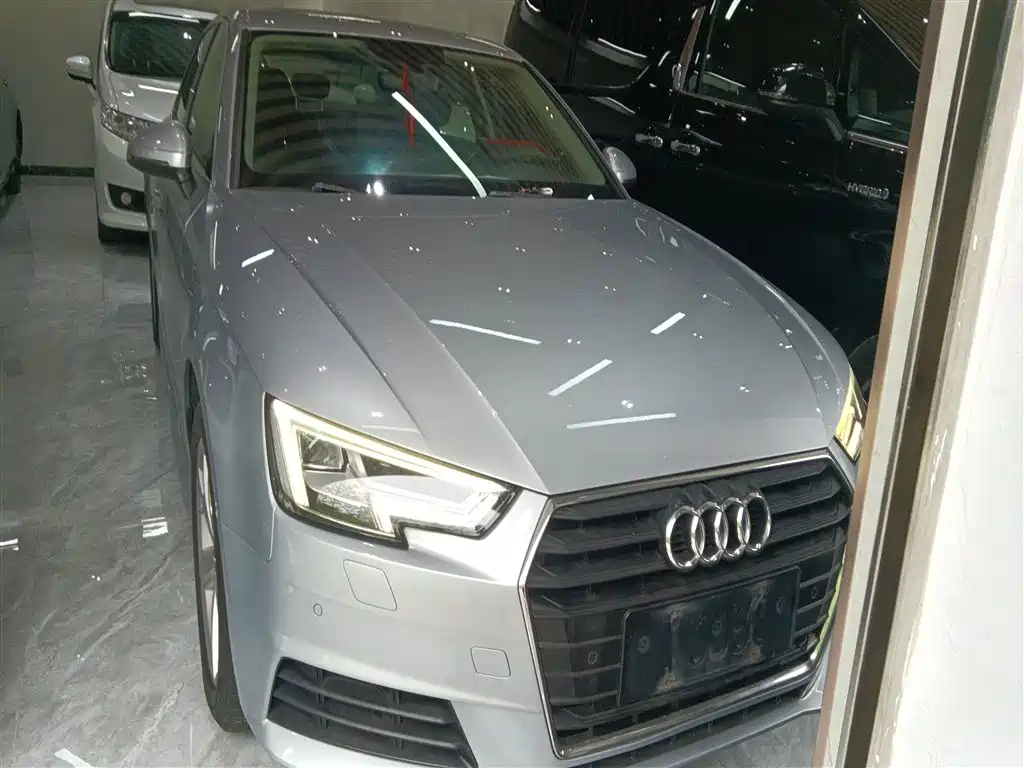 Audi A4L 2017 40 TFSI Fashion Edition фото 3