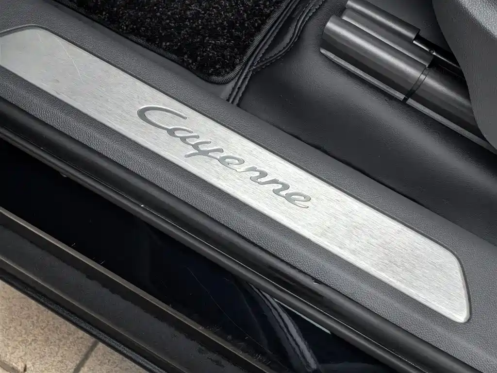 Porsche Cayenne 2019 Cayenne 3.0T фото 31