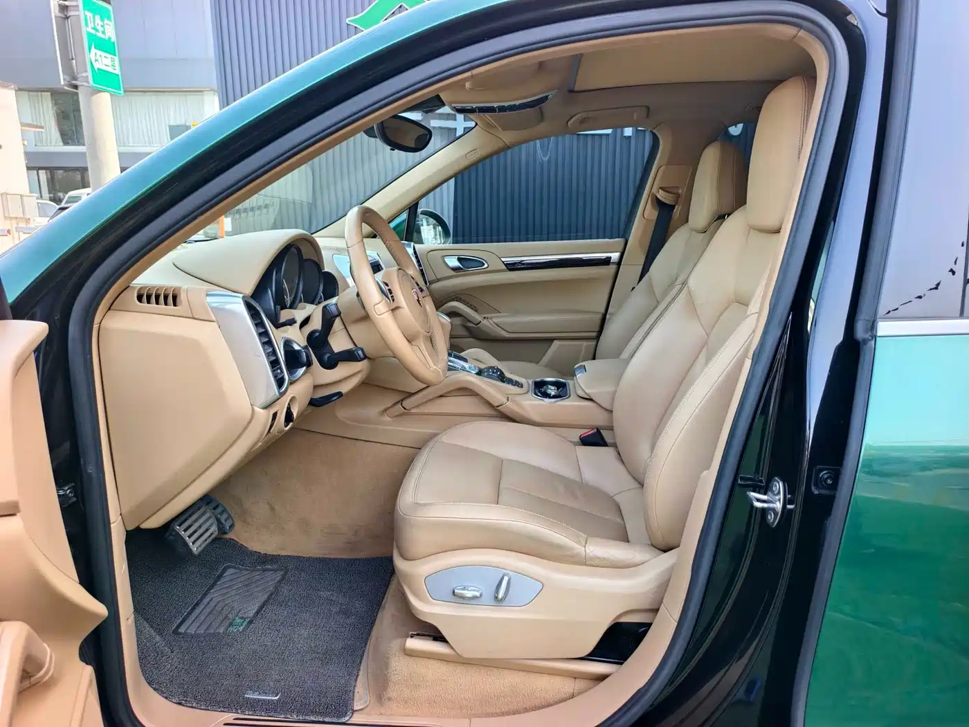 Porsche Cayenne 2011 Cayenne 3.0T фото 7