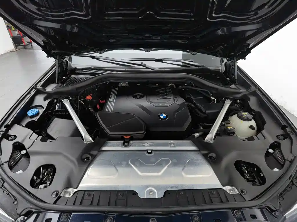 Photo 6 - BMW X4