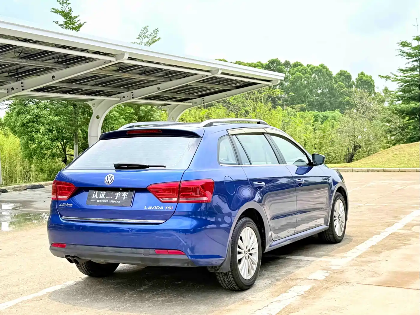 Volkswagen Lavida Tour 2013 1.4TSI Automatic Comfort фото 5