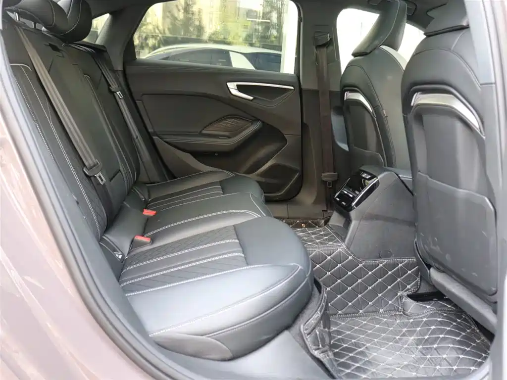 Audi A5L 2026 2.0T Sport Edition фото 15