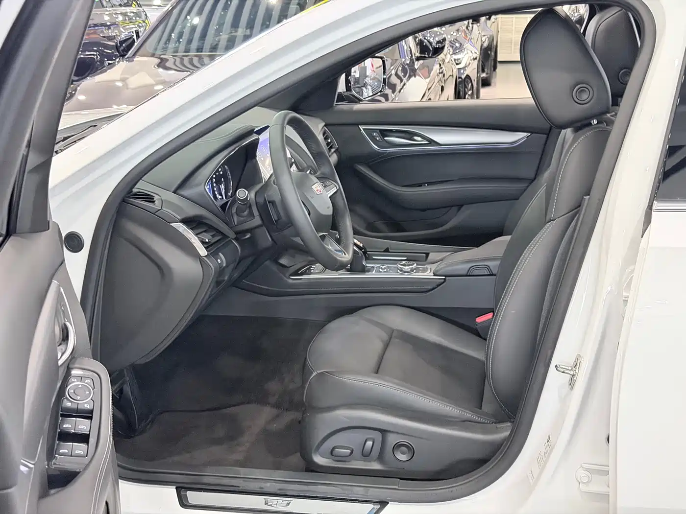 Cadillac CT5 2023 28T Luxury Style (Standard Edition) фото 6