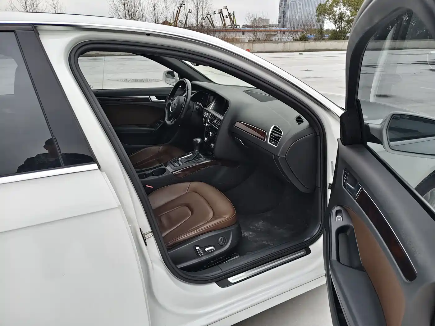 Audi A4L 2015 35 TFSI Auto Comfort фото 7