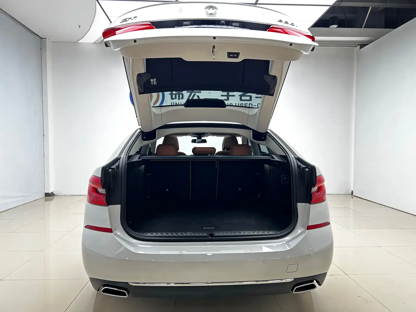 BMW 6 Series GT 2019 630i Luxury Design Package фото 25