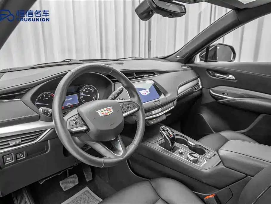 Cadillac XT4 2021 28T FWD Premium Edition фото 12