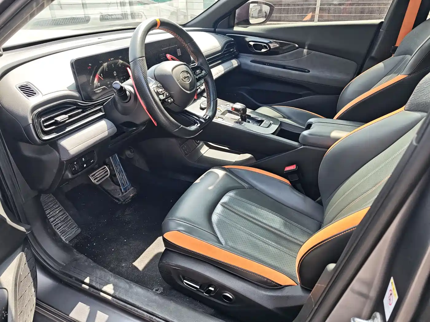 GAC Trumpchi Trumpchi Emkoo 2022 270T DCT J16 R-style Track Edition фото 8