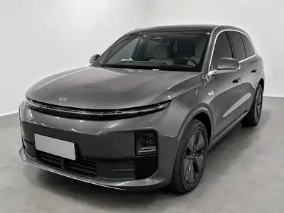 Li Auto L6