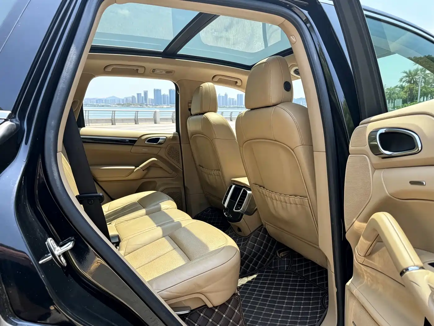 Porsche Cayenne 2011 Cayenne 3.0T фото 17