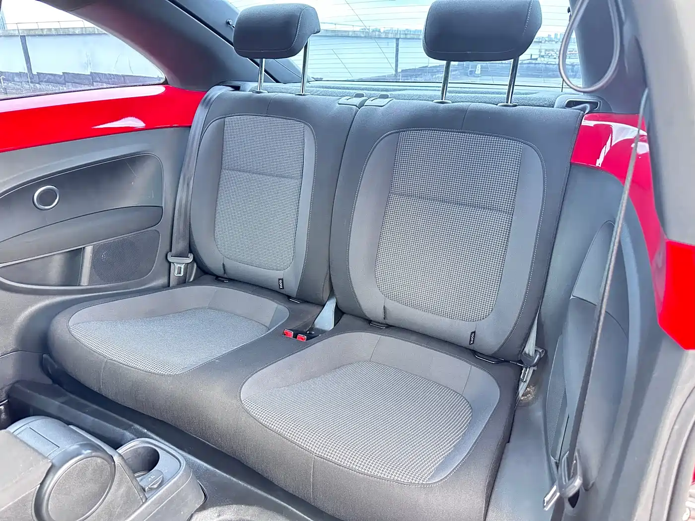 Volkswagen Beetle 2014 1.2TSI Fashion Edition фото 16