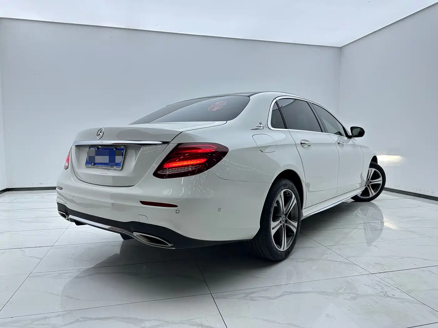 Mercedes-Benz E-Class 2018 Facelift E 200 L Sport фото 4