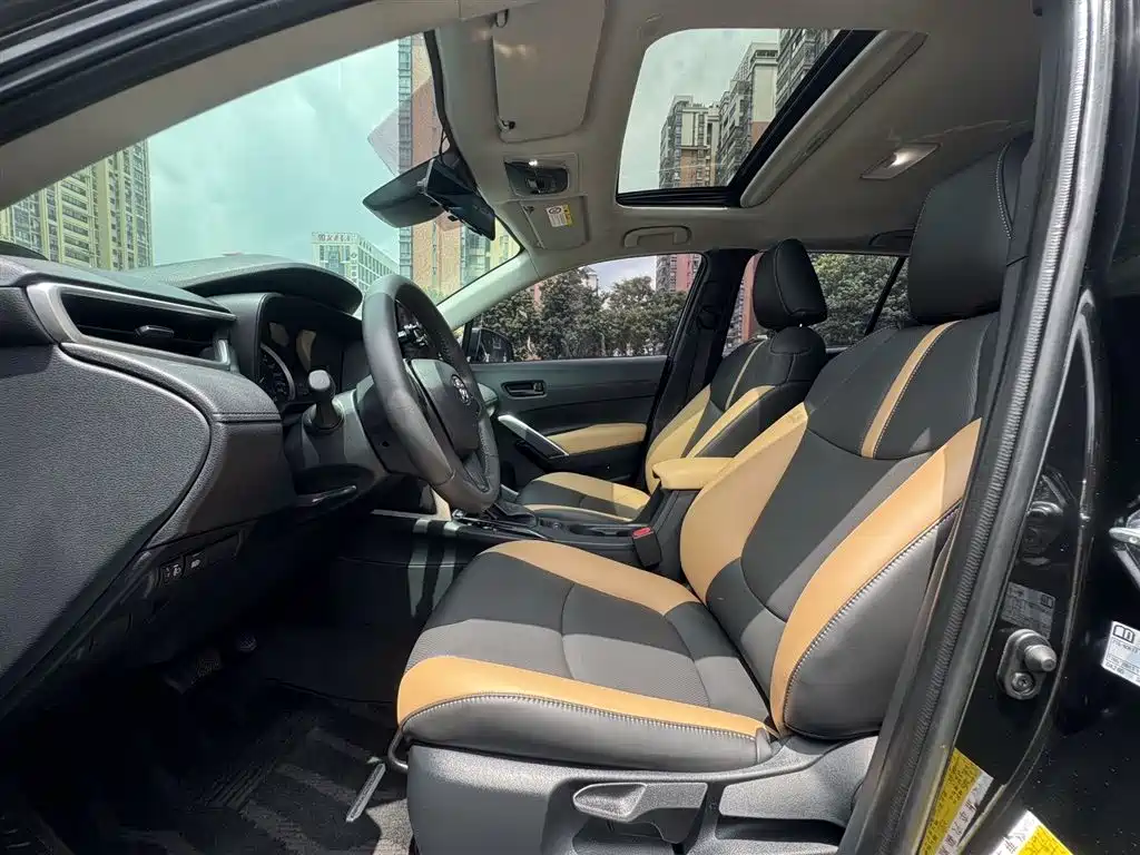 Toyota Corolla Cross 2022 2.0L Elite Edition фото 4