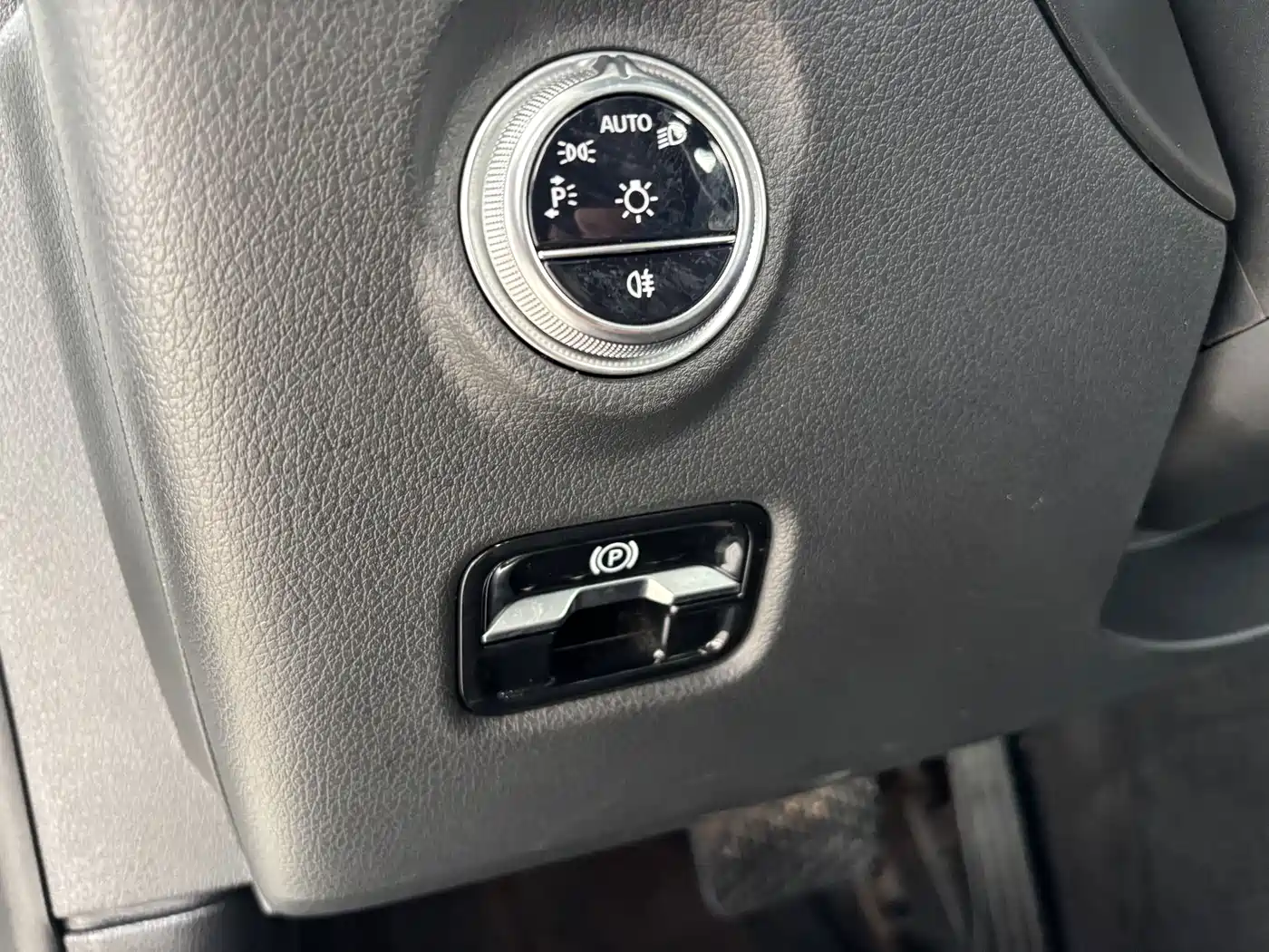 Фото 14 - Mercedes-Benz C-Class