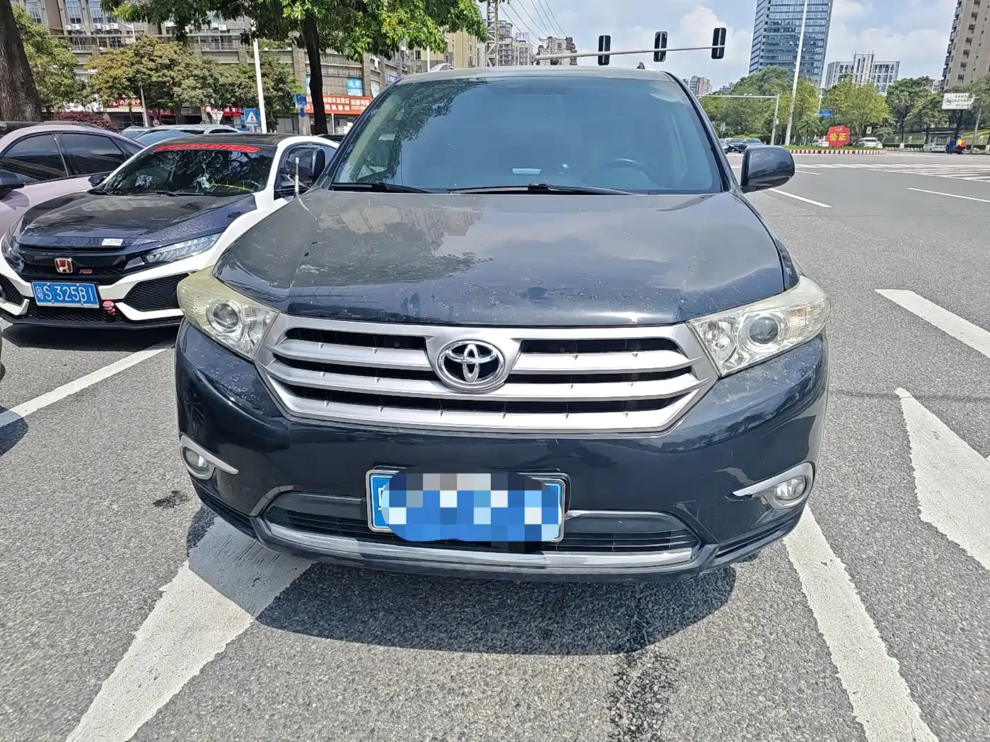 Toyota Highlander 2012 2.7L 2WD 5-seater Elite Edition фото 3