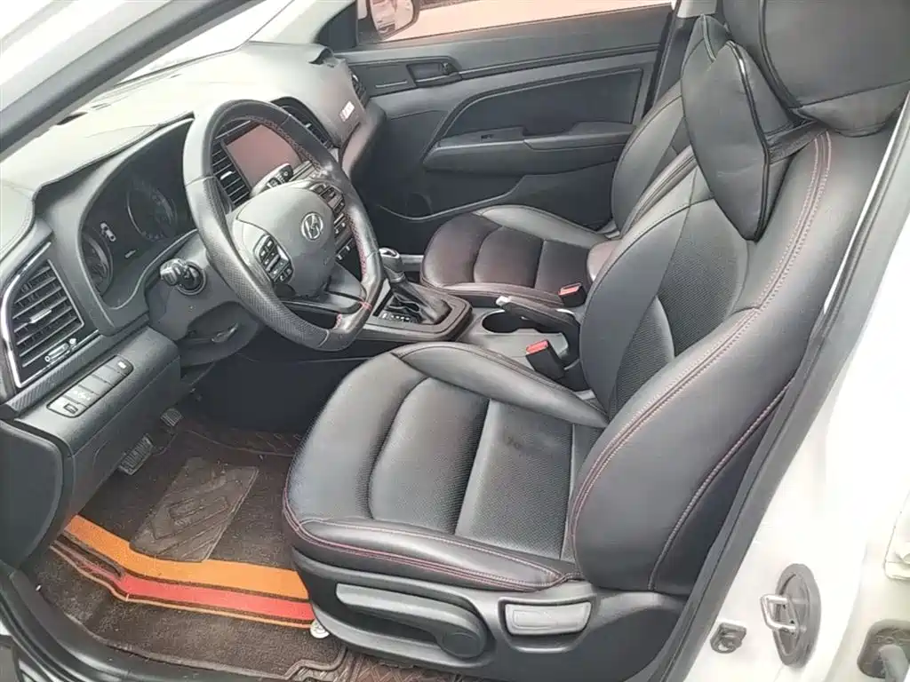 Hyundai Elantra 2016 1.4T DCT Dynamic·Vitality фото 15