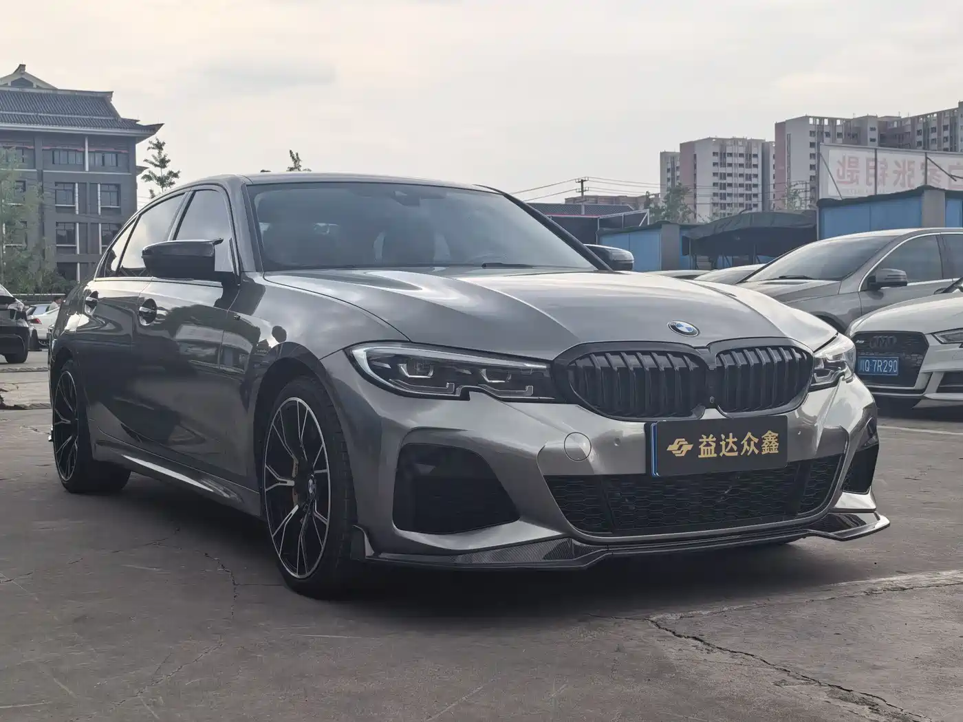BMW 3 Series 2020 325Li M Sport Black Night Package фото 3