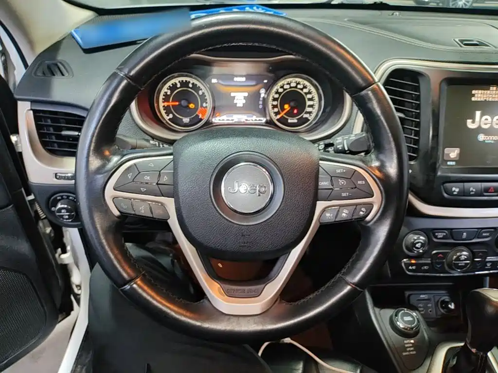 Jeep Cherokee (Import) 2014 2014 2.4L Luxury