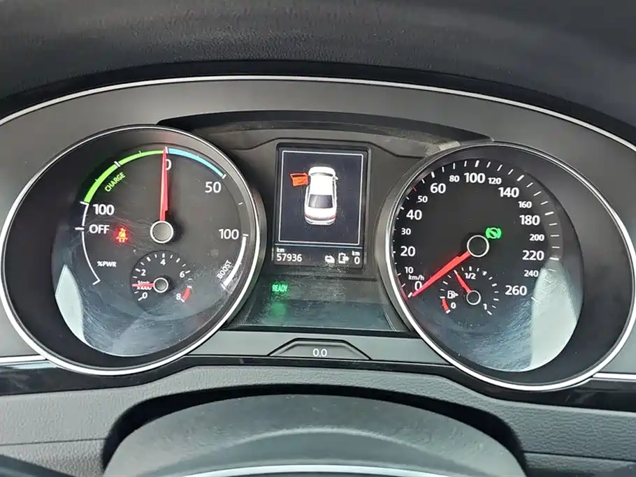Volkswagen Magotan GTE Plug-in Hybrid 2020 GTE Luxury фото 14