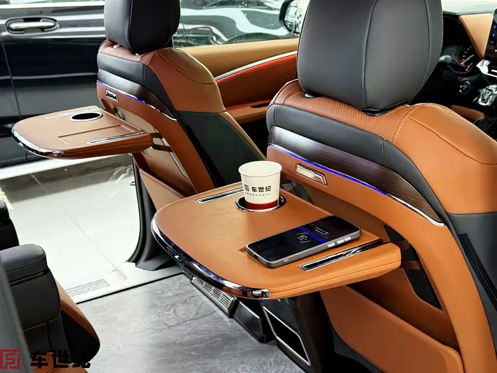 Toyota Granvia 2026 Model 2.5L Hybrid Comfort Edition фото 8