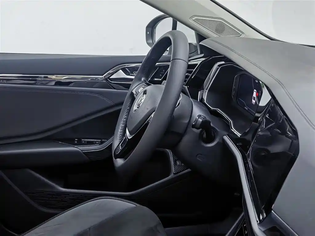 Volkswagen Sagitar 2021 280TSI DSG Luxury Smart Connect фото 22