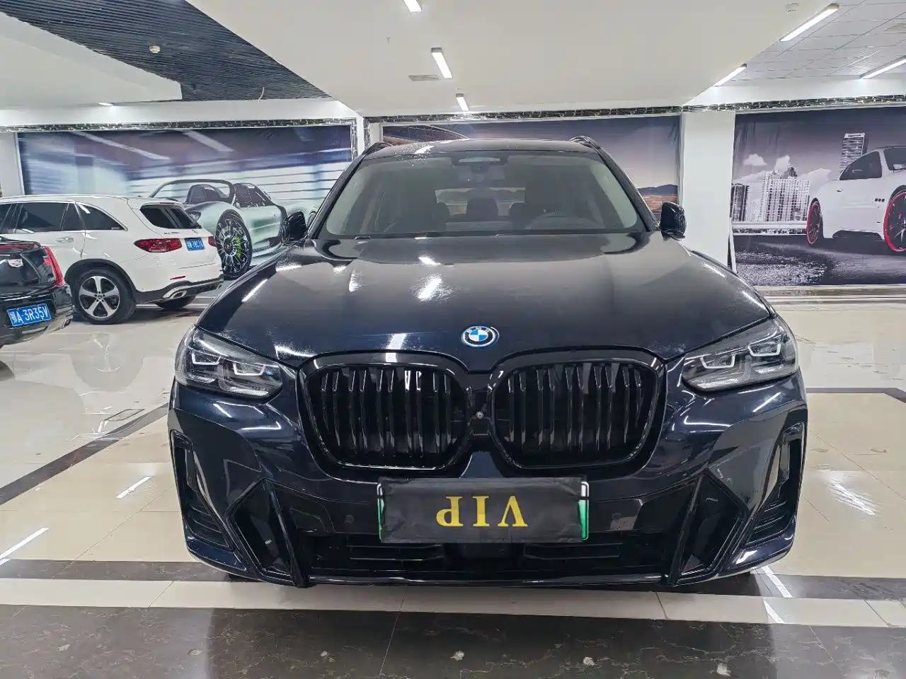 BMW IX3