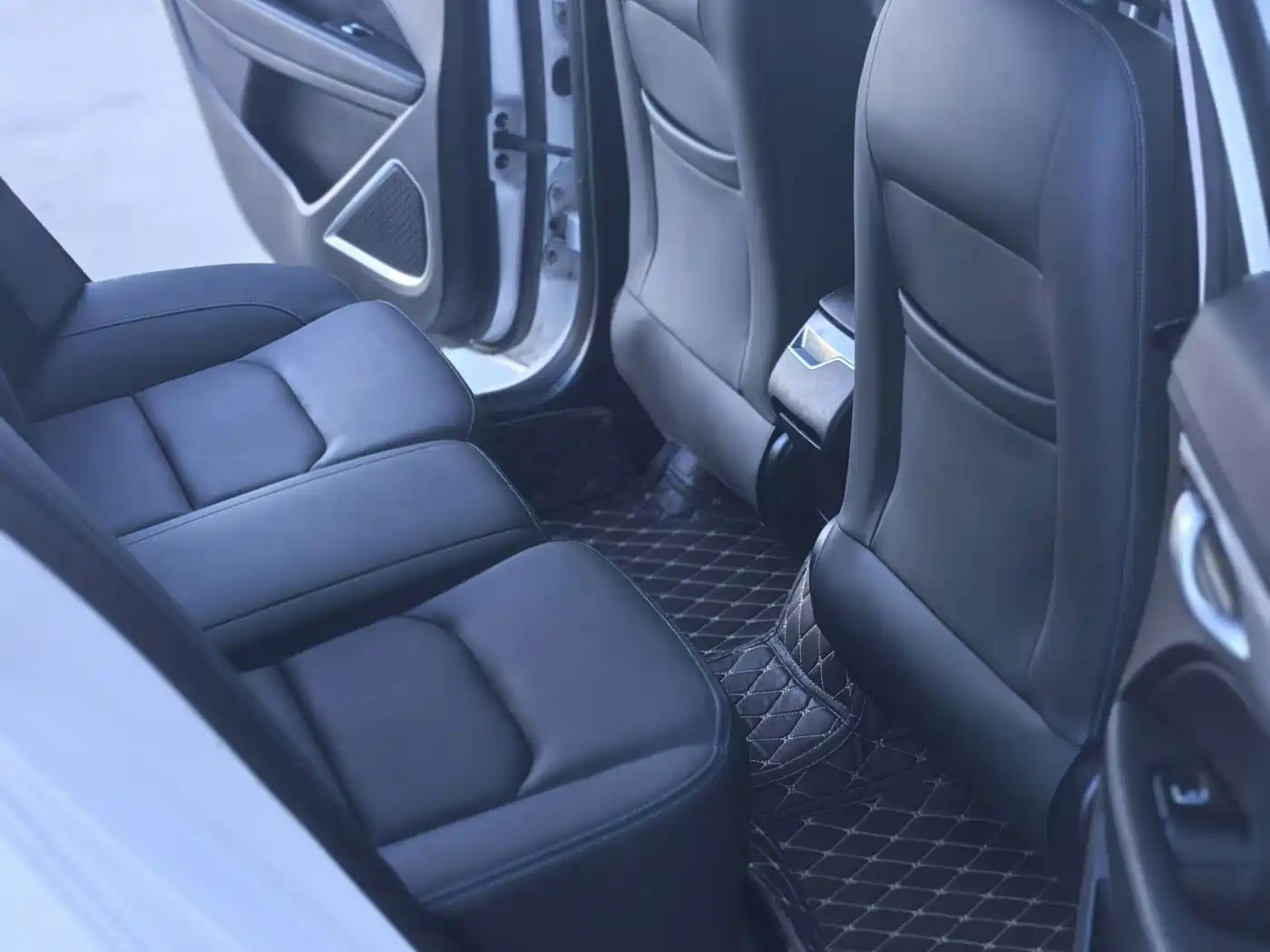 Photo 11 - Geely Emgrand