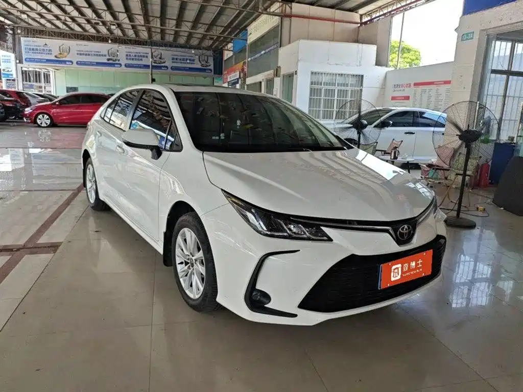 Toyota Corolla 2023 1.2T Elite Edition фото 2