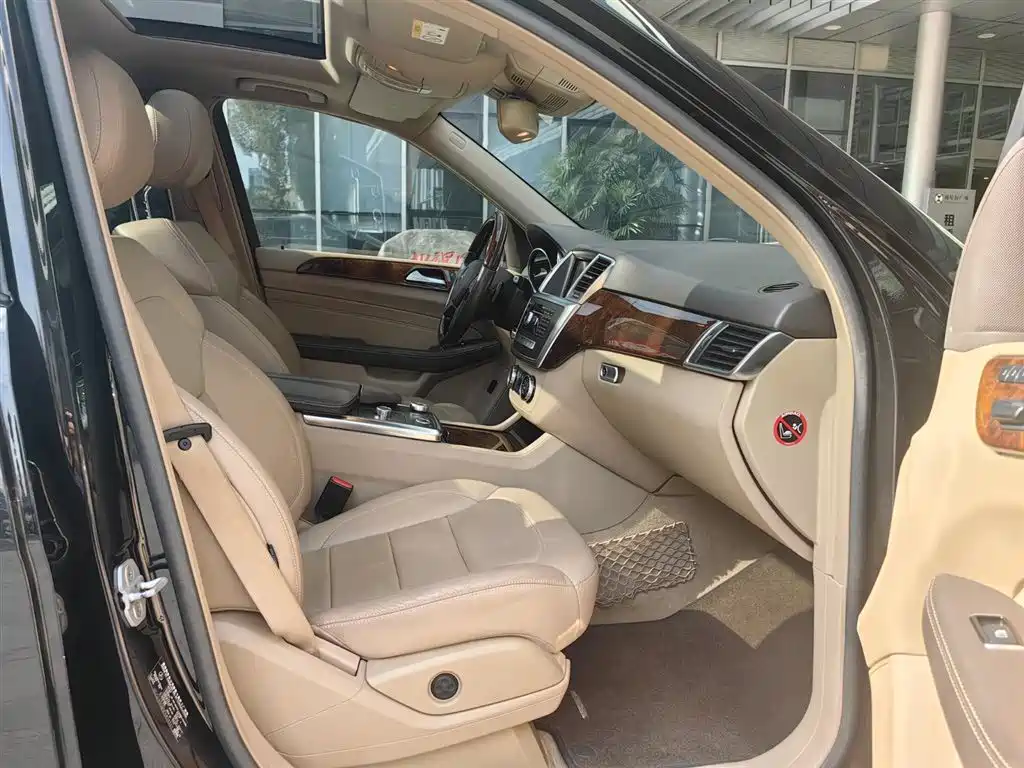 Mercedes-Benz M-Class 2014 ML 400 4MATIC Luxury фото 14