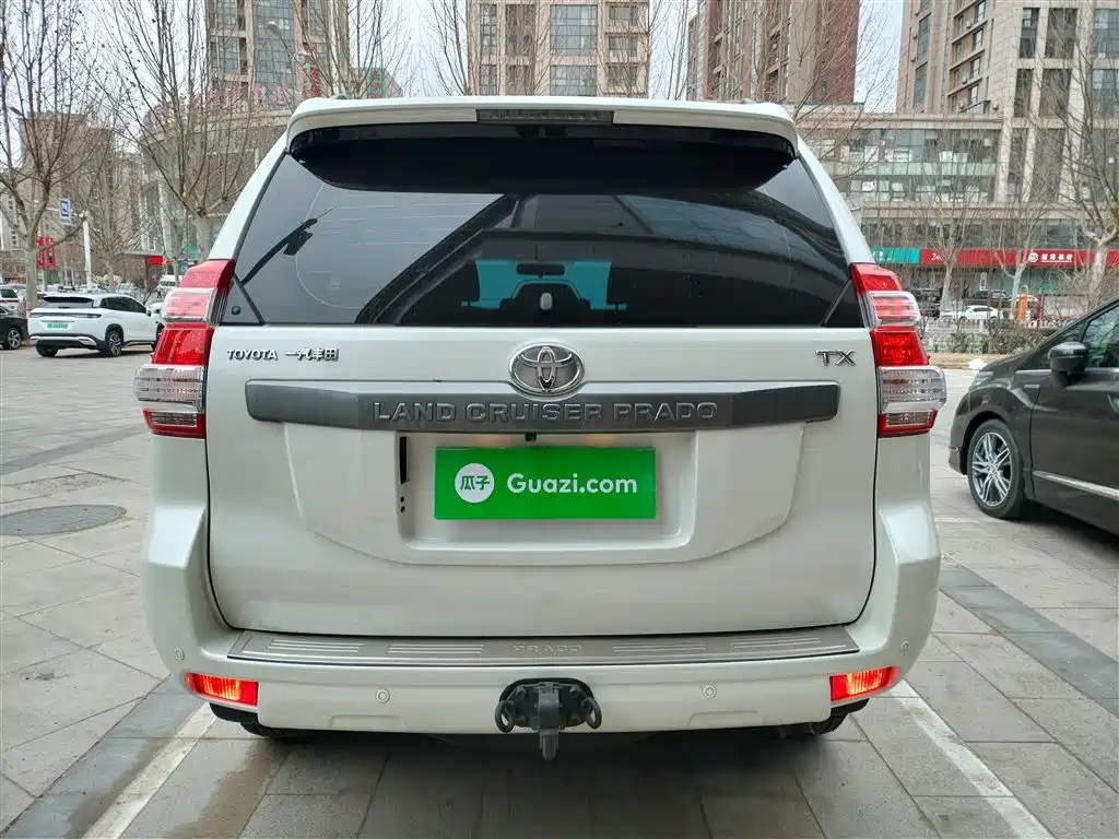 Toyota Prado 2015 2.7L Automatic Standard фото 4