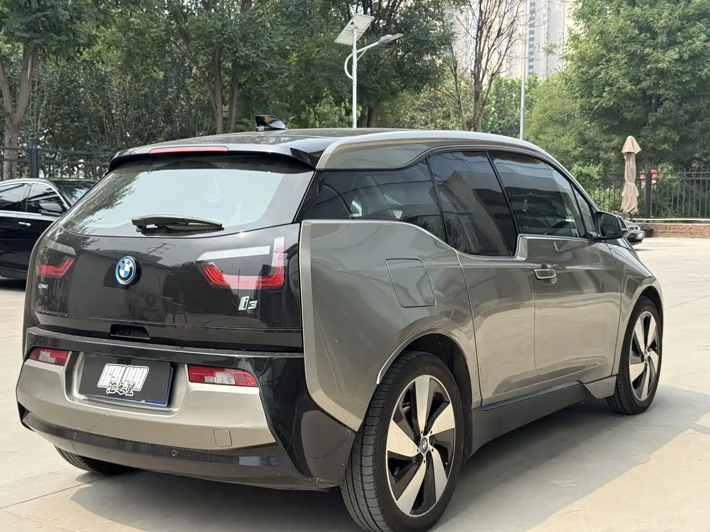 BMW i3 (Import) 2017 2016 Upgraded Luxury Model